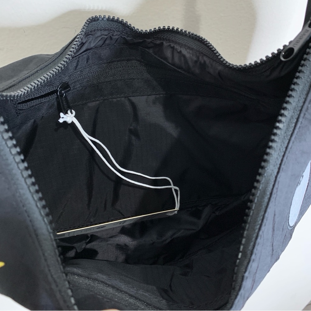 NEW BAGGU x Gudetama Medium Nylon Crescent Bag Embroidered Black Crossbody - Picture 8 of 12